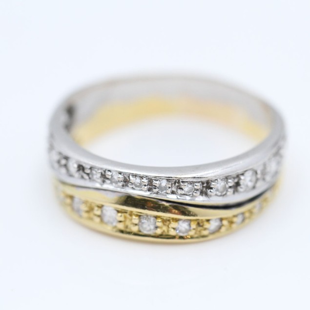 Anillo doble onda de oro con...