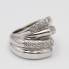 Anillo gallonado de oro blanco con diamantes de segunda mano