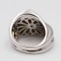 Anillo gallonado de oro blanco con diamantes de segunda mano