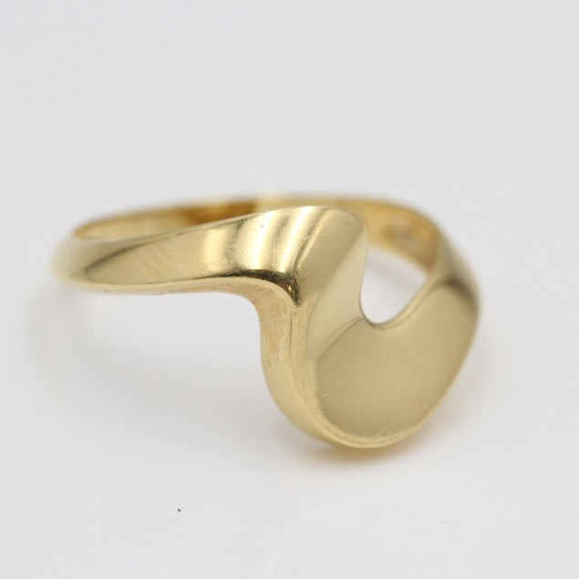 Anillo onda de oro de segunda mano
