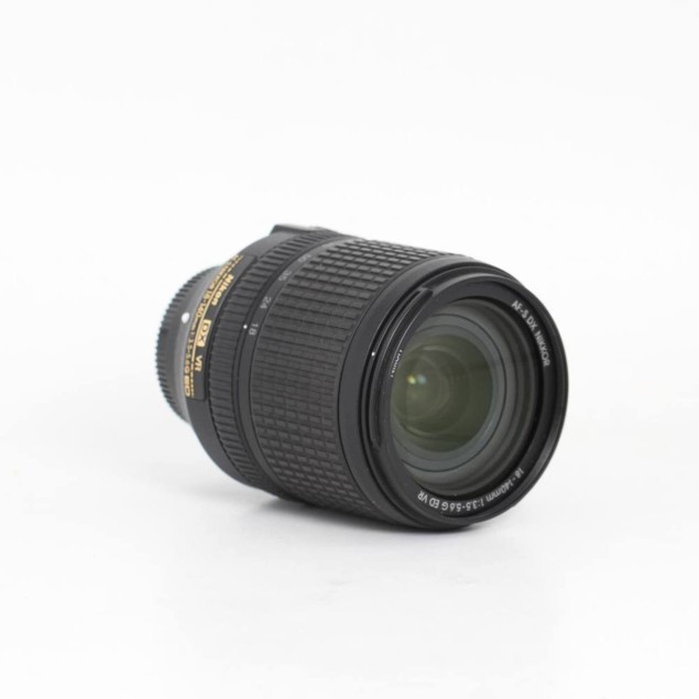 Objetivo NIKON AF-S NIKKOR 18-140mm...