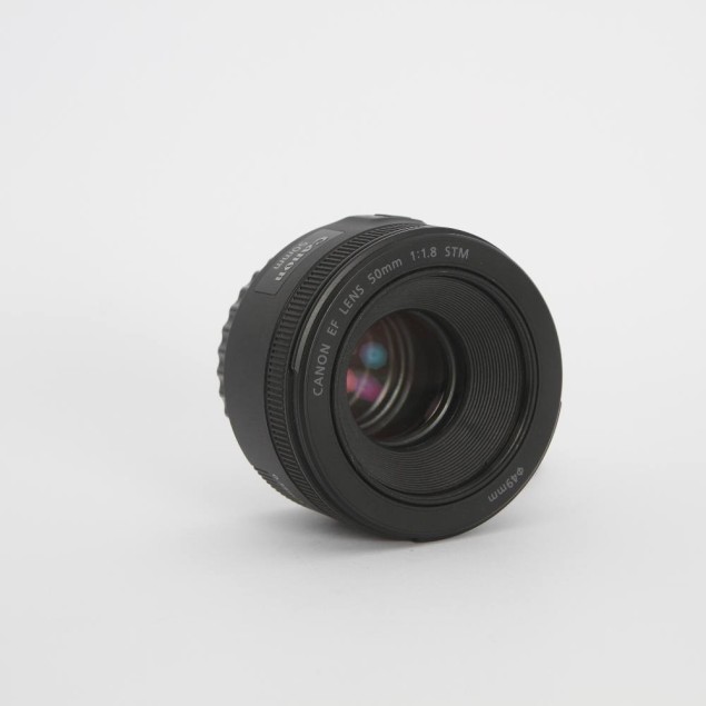 Objetivo CANON EF 50mm f/1.8 STM