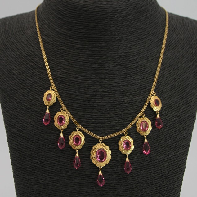 Collar de oro con circonitas de...