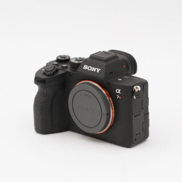 Cámara SONY A7R IV