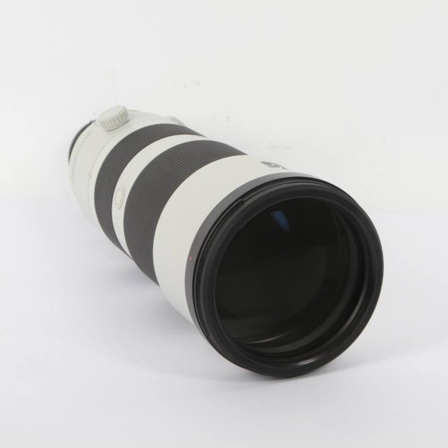 Objetivo SONY FE 200-600mm f/5.6-6.3G...