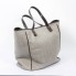 Bolso de mano Carolina Herrera gris