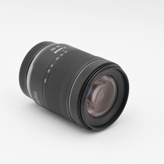 Objectiu CANON RF 24-105mm f/4-7.1 IS...