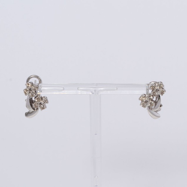 Boucles d'oreilles fleurs en or avec...