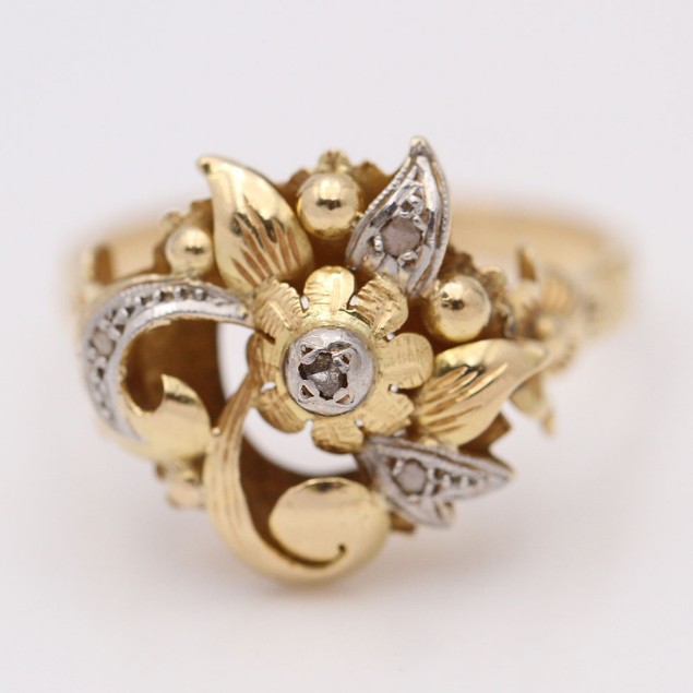 Anillo estilo vintage de oro con...