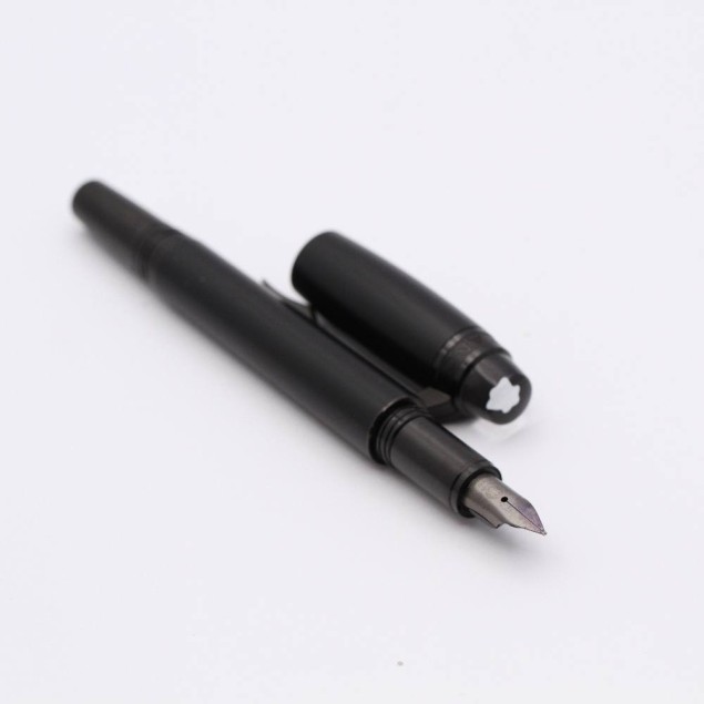 Ploma Montblanc Starwalker Ultrablack