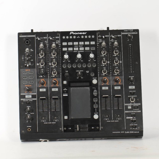 Pioneer DJM 2000 Nexus