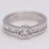 Anillo de oro con diamantes de segunda mano