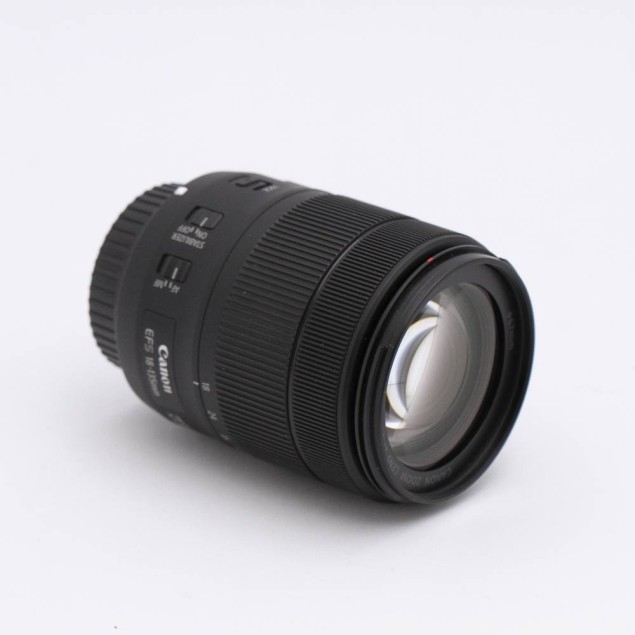 Objetivo CANON EF-S 18-135mm...