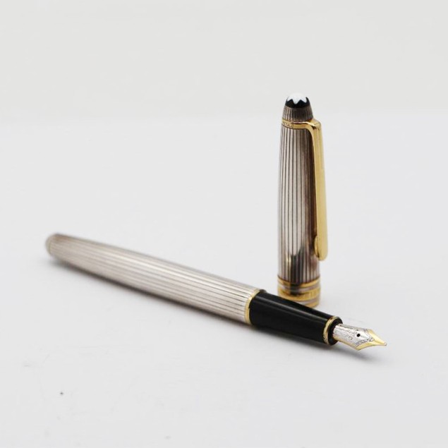 Stylo Plume Montblanc Solitaire...