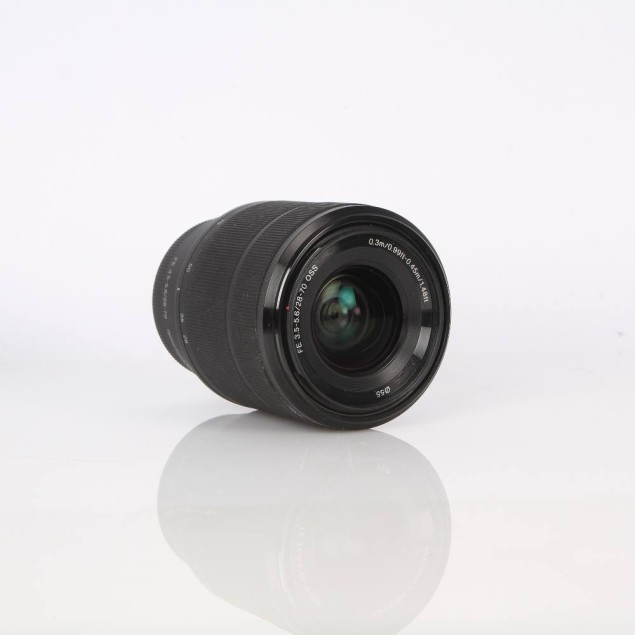 Objetivo SONY FE 28-70mm f/3.5-5.6...