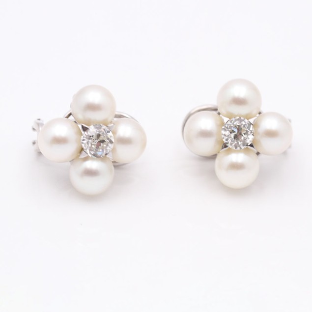 Boucles d'oreilles en or avec perles...