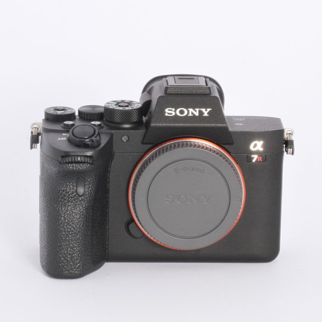 Cámara SONY A7R IV