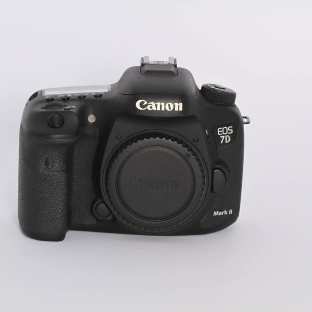 Cámara CANON EOS 7D Mark II