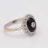 Anillo rosetón de oro con ónix y diamantes de segunda mano