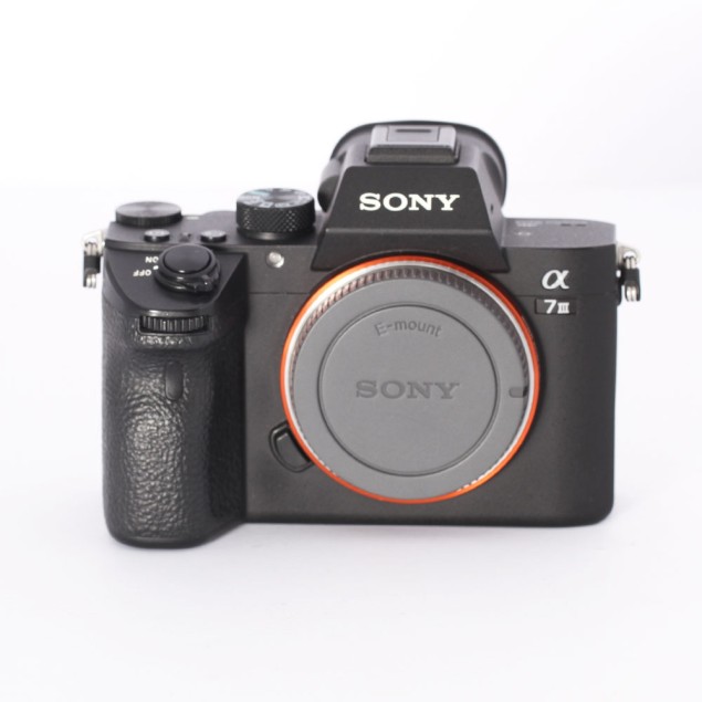 Cámara SONY A7 III