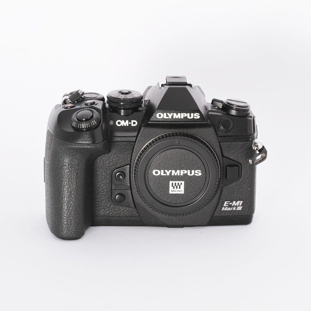 Cámara OLYMPUS OM-D E-M1 Mark III