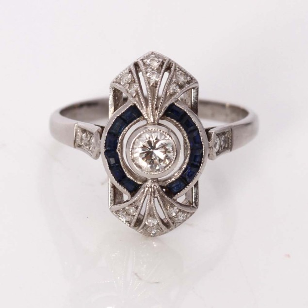 Anillo estilo vintage de oro con...