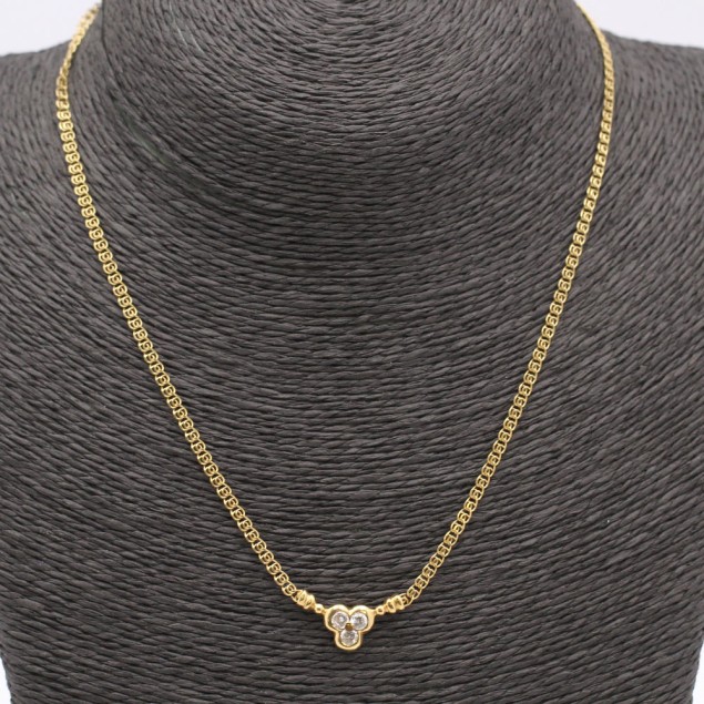 Collar de oro con circonitas de...