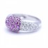 Bague en or blanc avec diamants et saphirs roses. Tout neuf