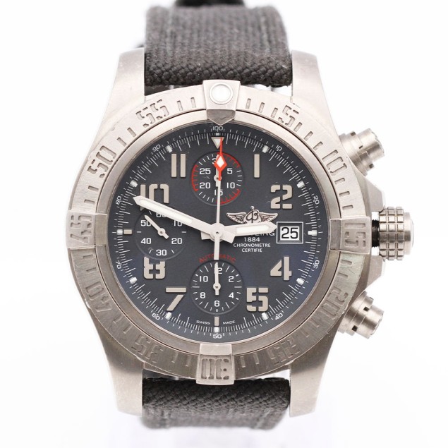 Reloj BREITLING AVENGER BANDIT E13383