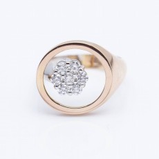 Bague bicolore en or rose et diamants. Neuve