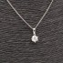 Collar solitario TASAKI de platino y diamante segunda mano