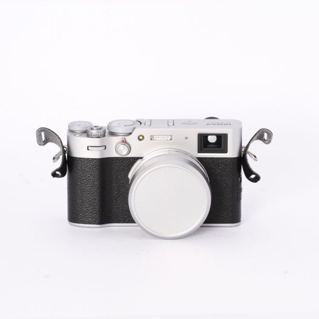Appareil photo FUJIFILM X100V Silver