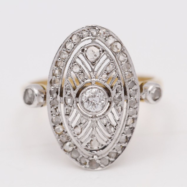 Anillo estilo vintage de oro con...