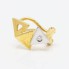 Boucles d'oreilles triangle, or et diamants. Neuves