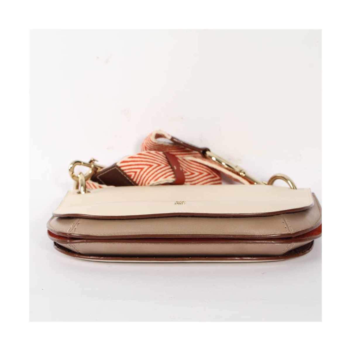 Bolso castañuela 5 carolina herrera best sale
