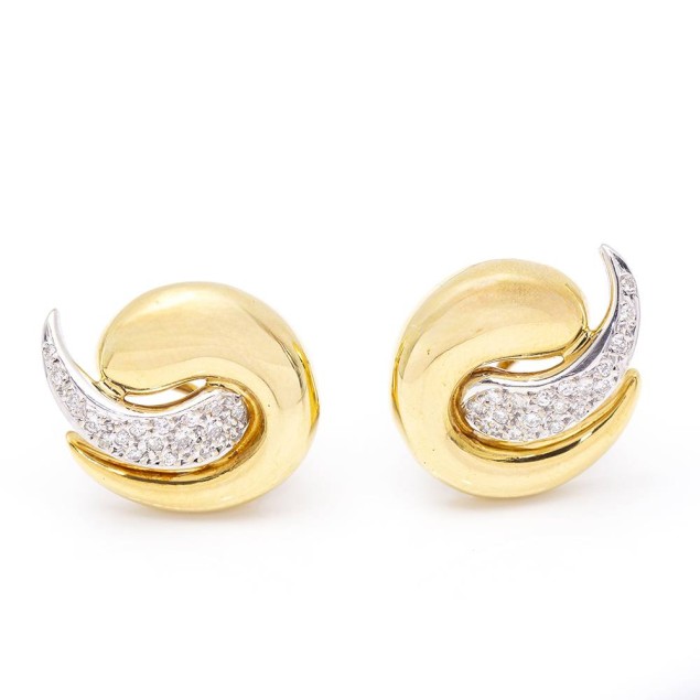 Pendientes de Oro con Diamantes....