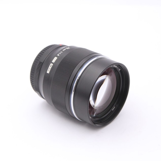 Objectif OLYMPUS M.ZUIKO 75mm f/1.8...