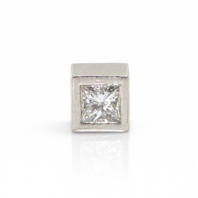 Pendentif CUBE NIESSING en platine et...