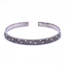 Bracelet de la marque DAMIANI en or noir. Neuf