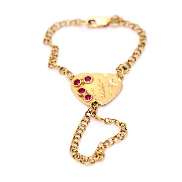 Manita corazón para bebé de oro 18k...