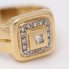 Sello de oro 18k con diamantes de segunda mano