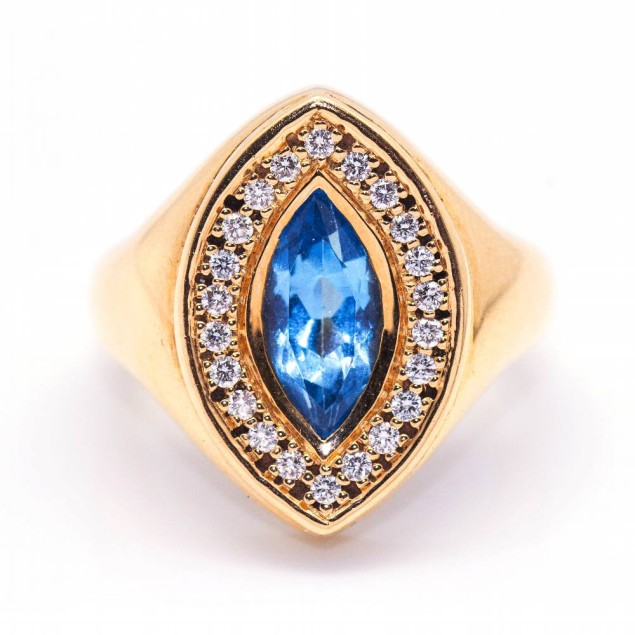 Anillo lanzadera de Topacio y...
