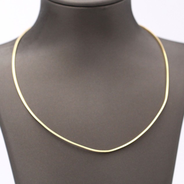 Collier semi-rigide en or 18k seconde...