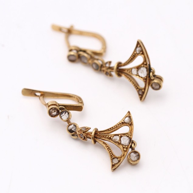 Pendientes estilo vintage de oro 18k...