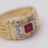 Anillo de oro 18k con rubí y diamantes de segunda mano