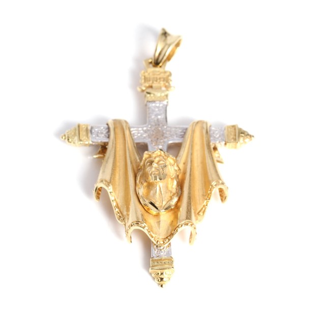 Pendentif croix et Christ en or...