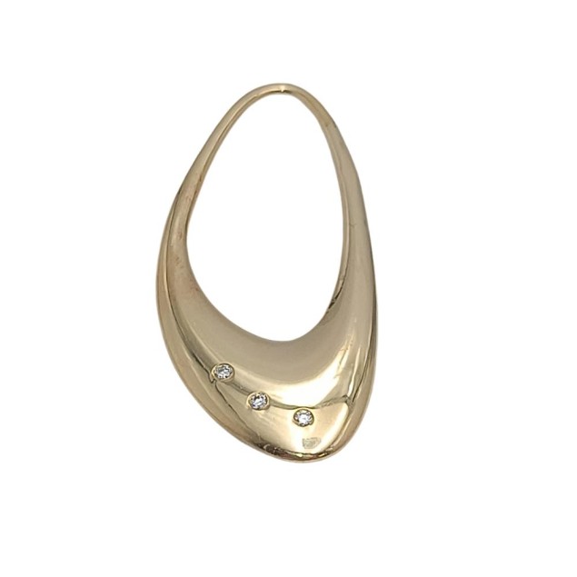 Pendentif ovale en or 18k avec...