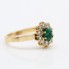 Anillo rosetón de oro 18k con esmeralda y diamantes 2ª mano