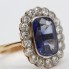 Anillo rosetón oro 18k con zafiro y diamantes segunda mano