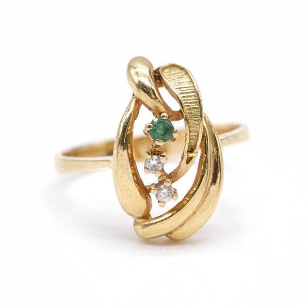 Anillo de oro 18k con circonitas de...